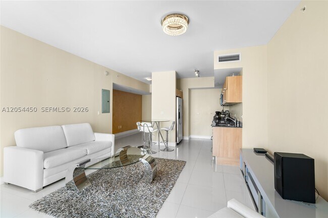 Foto del edificio - 350 S Miami Ave