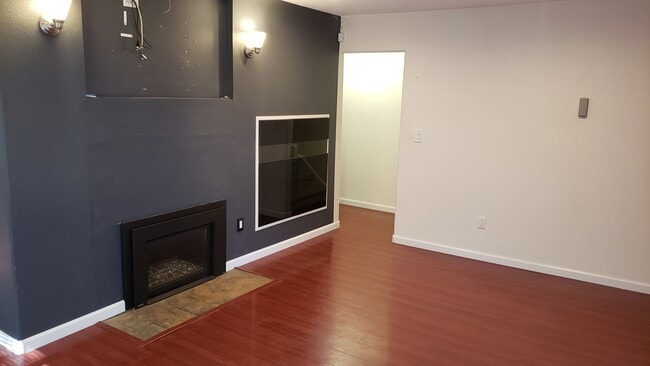 Living room - 2907 Plover St House