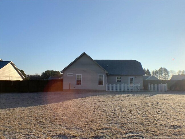 Building Photo - 399 Feathers Lane