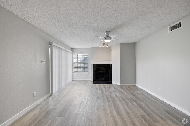 Building Photo - 11011 Woodmeadow Pkwy