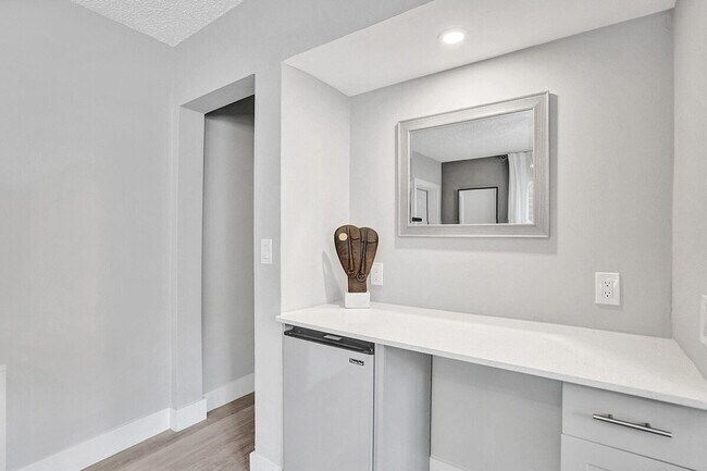Foto del edificio - 1508 Bay Rd