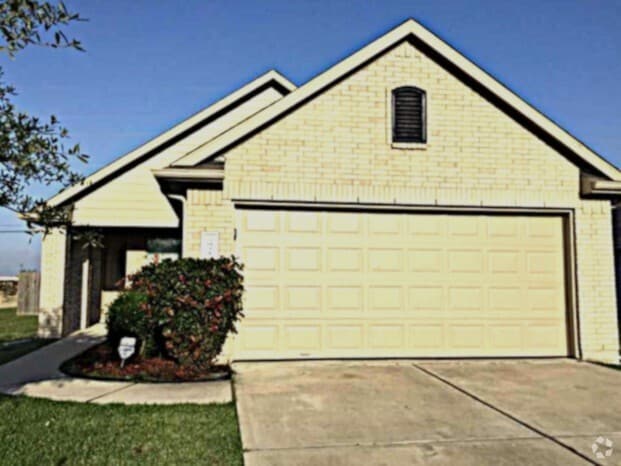 Building Photo - 5931 Brenwood Trails Ln