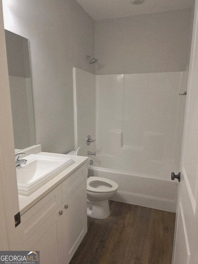 Foto del edificio - 1007 Autumns Wood Cir E