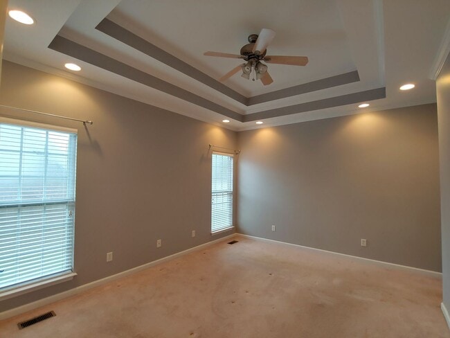 Building Photo - East Brainerd Rental!