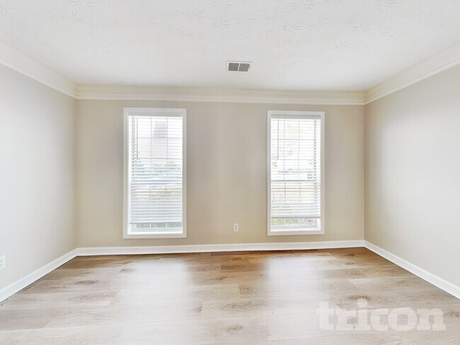 Foto del edificio - 2556 Tolliver Dr