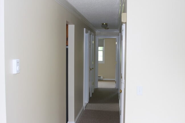 Building Photo - 159 Sheffield Ln