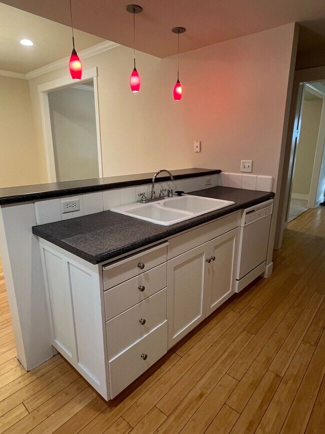 Foto del edificio - 2477 Switzerland Ln