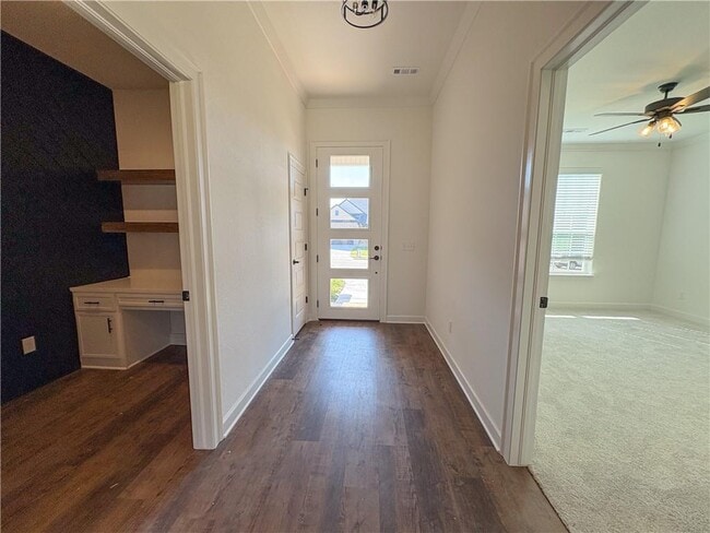 Building Photo - 1902 Ferguson St