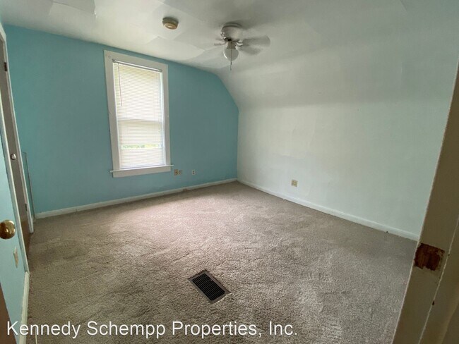 Building Photo - 3 br, 1 bath House - 609 W. Carpenter