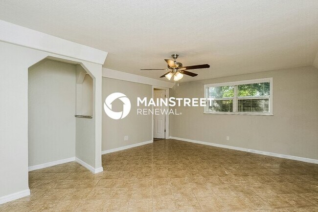 Foto del edificio - 3 Bedroom Pet-Friendly Home in TAMPA, FL with Main Street Renewal