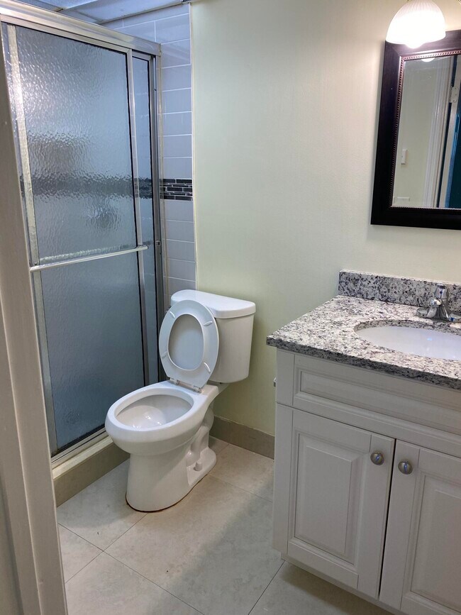 Foto del edificio - 644 NW 13th St