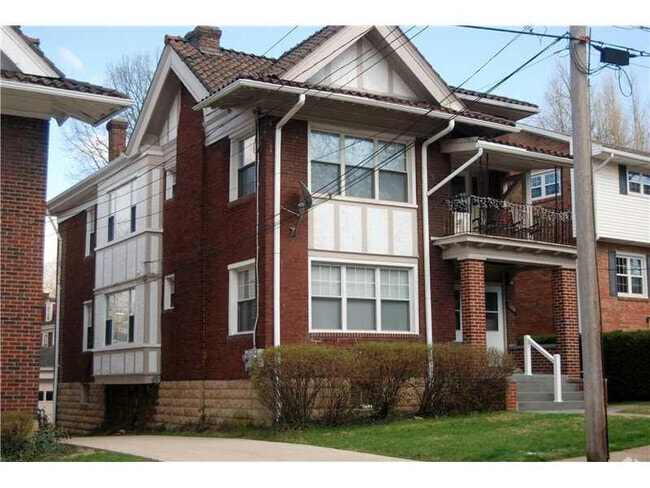 Building Photo - 1525 S Negley Ave
