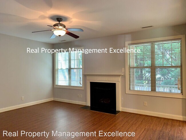 Building Photo - 4 br, 2.5 bath House - 86 Crest Circle