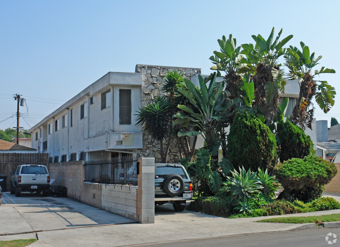 Foto del edificio - 2614 Garth Ave
