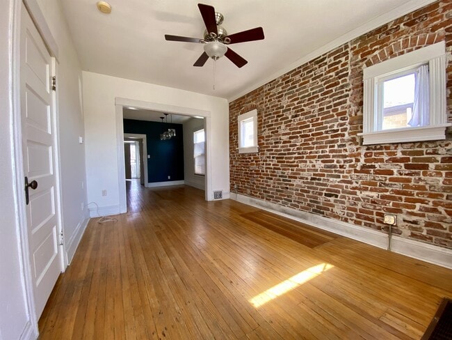 Building Photo - 2965 W Denver Pl
