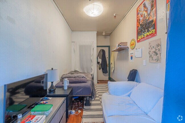 Apartamento individual en el tercer piso - 155 pies cuadrados - Cloyne Court