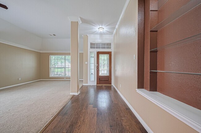 Foto del edificio - 4222 Merriweather St