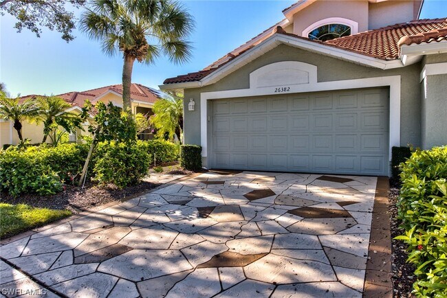 Building Photo - 26382 Clarkston Dr