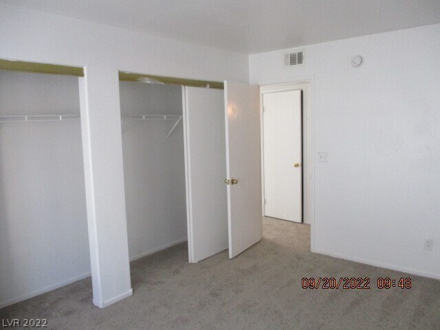 Building Photo - 4955 S Lindell Rd