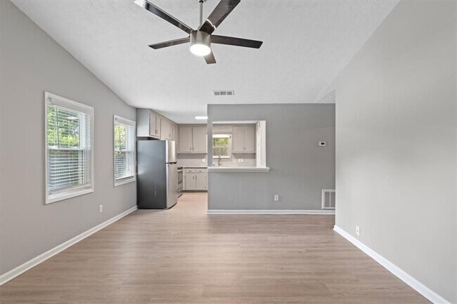 Building Photo - 892 Five Forks Trickum Rd SW
