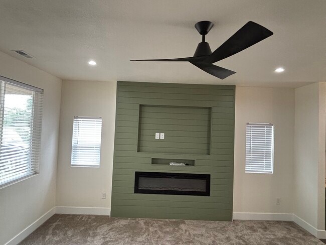 Foto del edificio - 2921 Decatur St