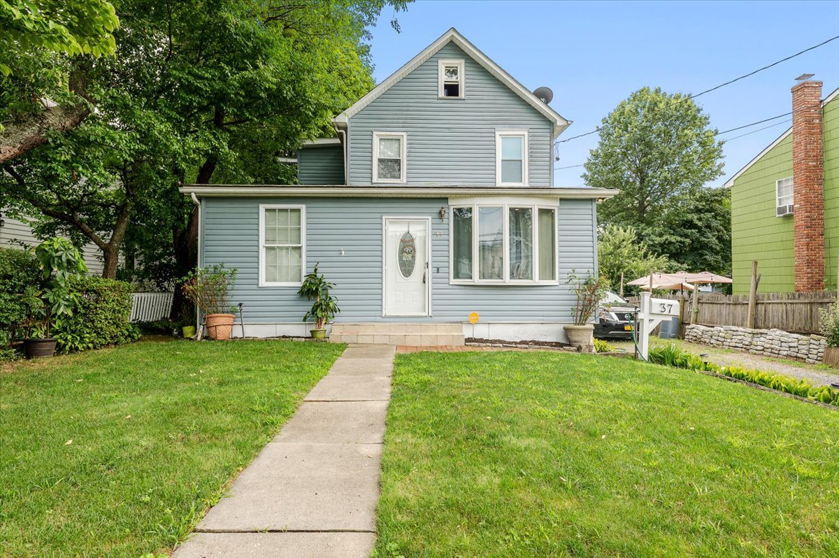 37 Prospect Ave, Glen Cove, NY 11542 House Rental in Glen Cove, NY