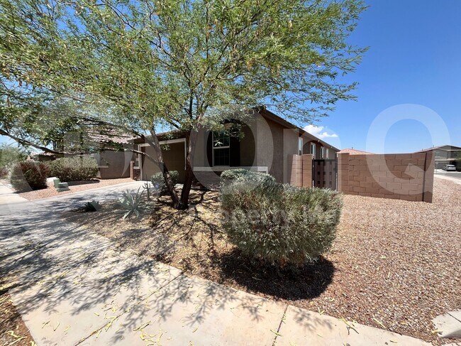 Building Photo - 6597 E Via Arroyo Azul