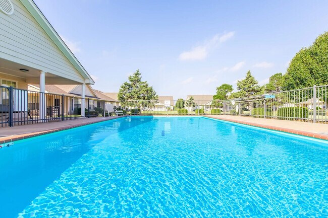 Foto del edificio - Redbud Senior Apartments