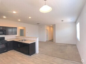Building Photo - 30 Dos Hermanas Ct