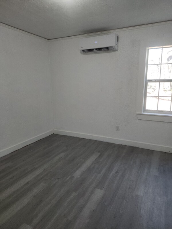 Foto del edificio - 720 Cooper Rd