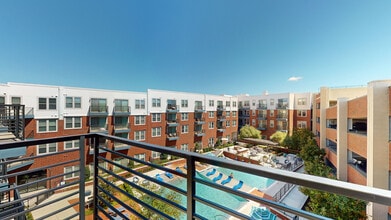 Interior Photo - Central Square at Frisco