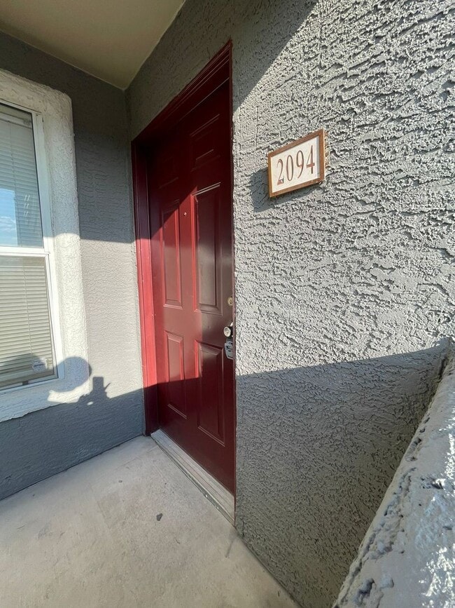 Foto del edificio - 5055 W Hacienda Ave
