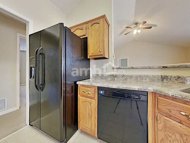 Foto del edificio - 5438 Milton Ridge Dr