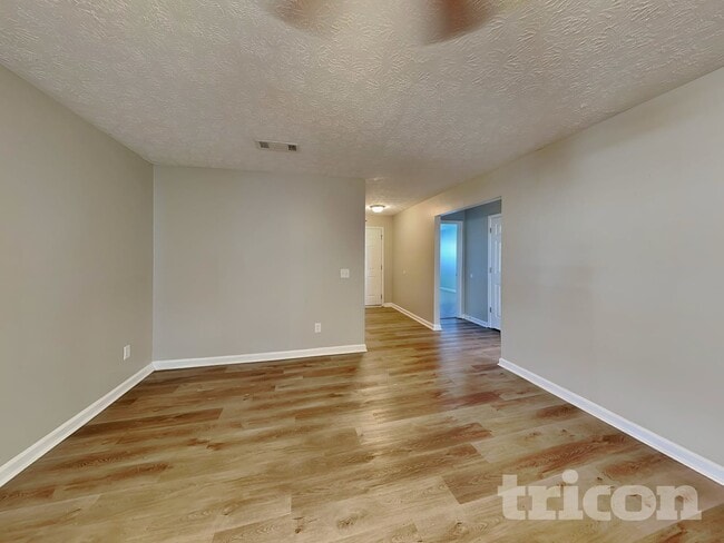 Building Photo - 10931 Cimmaron Ct