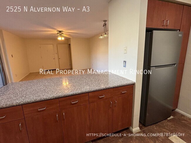 Building Photo - 2525 N Alvernon Way