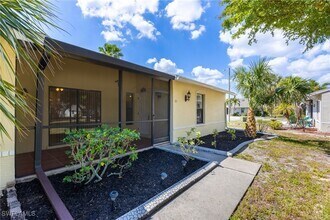 Building Photo - 1417 SW 51st Ln