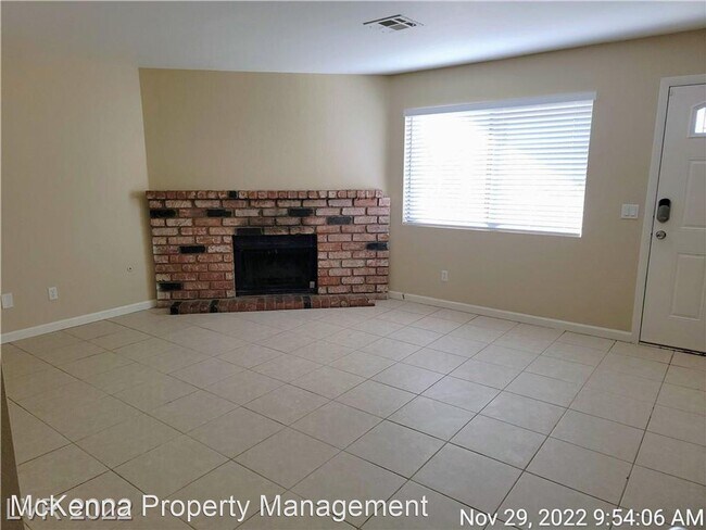 Foto del edificio - 2 br, 2 bath House - 709 Rock Springs Dr. ...