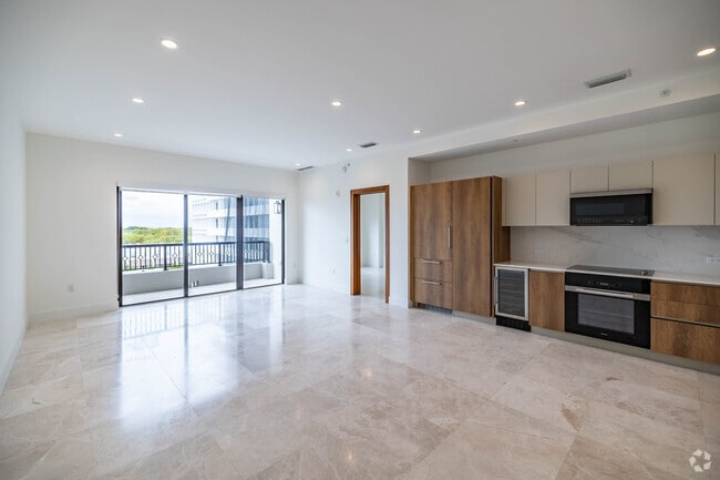2BR, 2BA - 1,327SF - Living Room/Kitchen - 701 Valencia