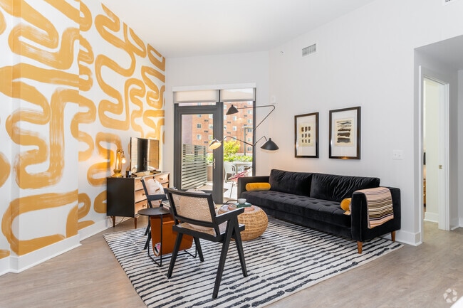 1BR, 1BA w/ Den - 730SF - Avec on H Street