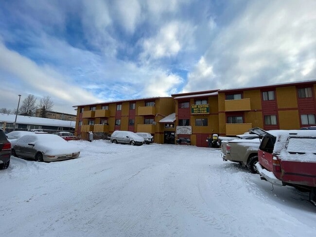 Building Photo - 1046 W 26th Ave
