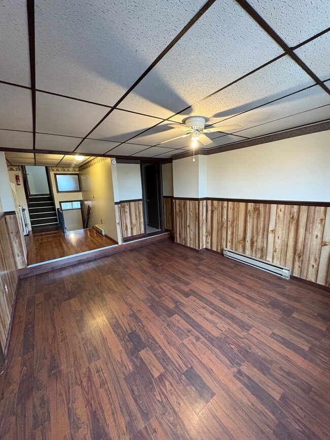 Building Photo - 397 E Main St