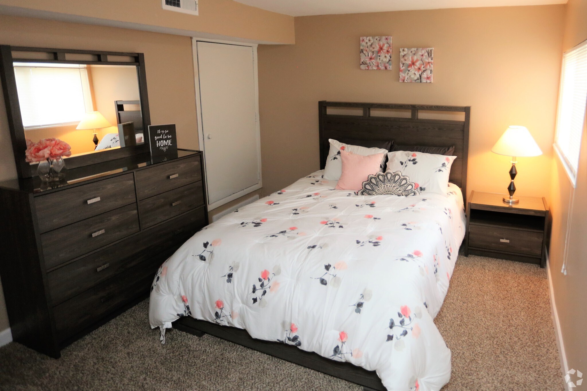 The Monterey Apartments and Townhomes – photo 2
