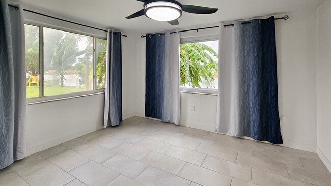 Foto del edificio - 3633 Rock Royal Dr