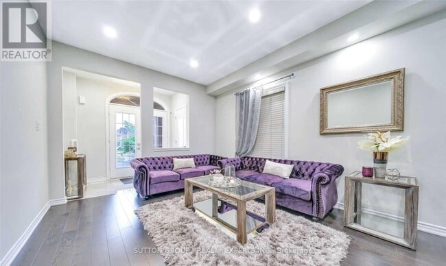 Building Photo - 14 Loomis Rd