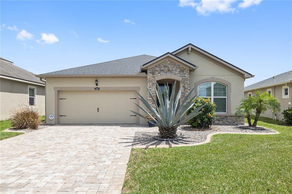 Foto principal - 13007 Rain Lily Dr