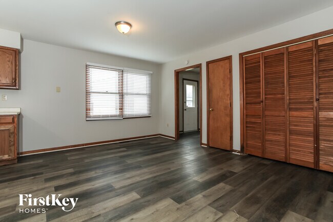 Foto del edificio - 9542 Newgate Ln