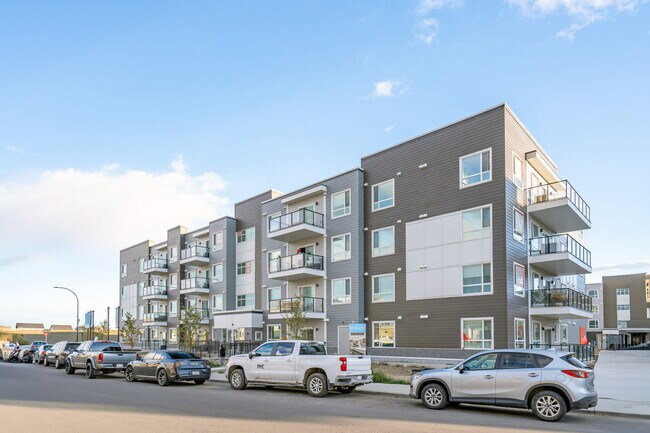 Building Photo - 33 Carringham Gate NW