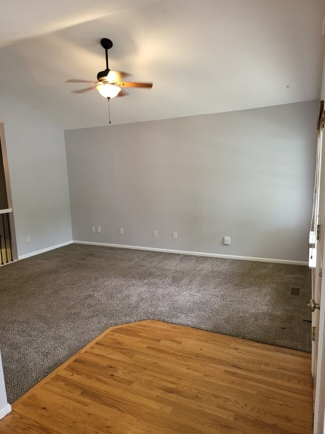 Building Photo - 2704 Breckenridge Pl