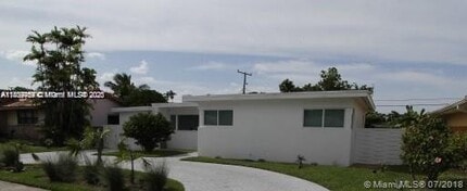 Building Photo - 725 Westward Dr