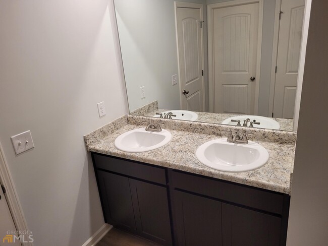 Foto del edificio - 7237 Winterberry Cir